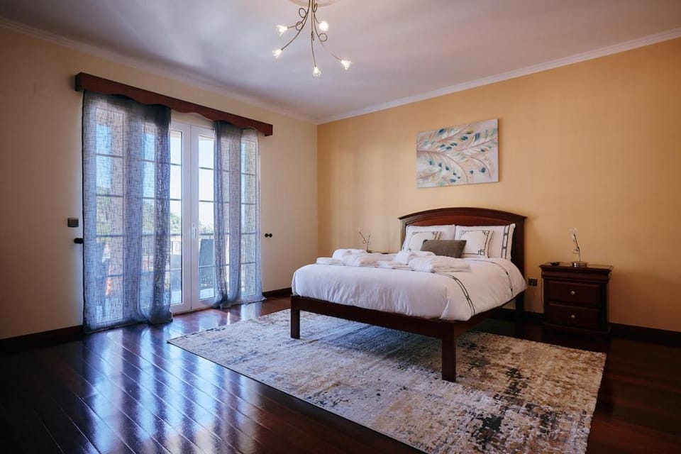 Kelly's Charm House by Elysian House in Madeira District