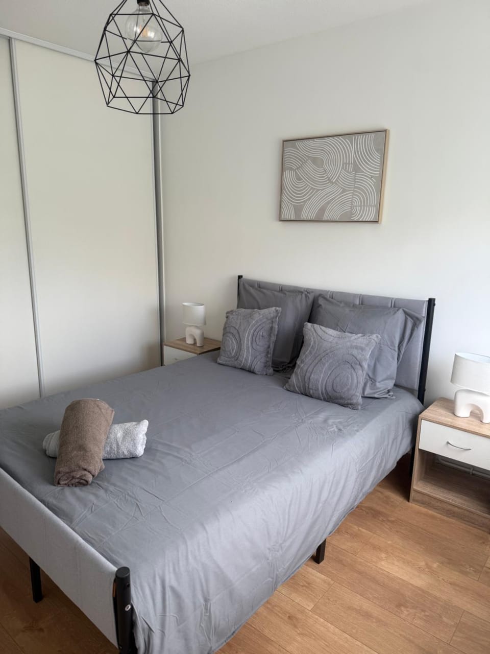 T4 design lumineux climatisé avec balcon & suite Apartment in Toulouse