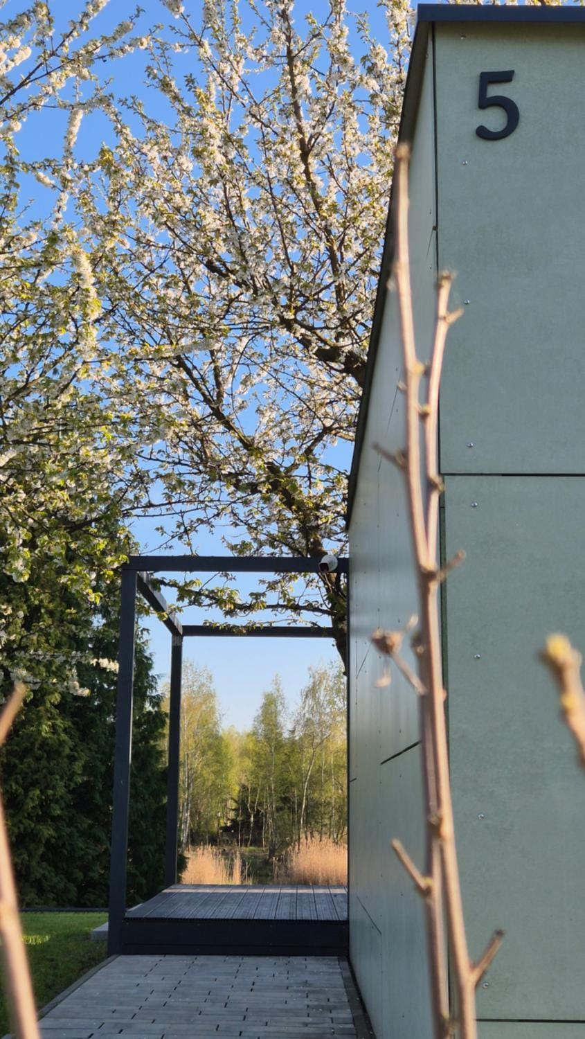 Property building, Spring, Day