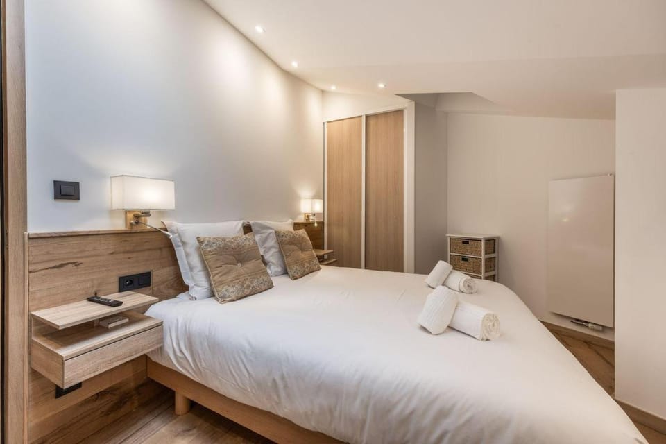 Cozy Penthouse with View & Parking Apartment in Saint-Bon-Tarentaise