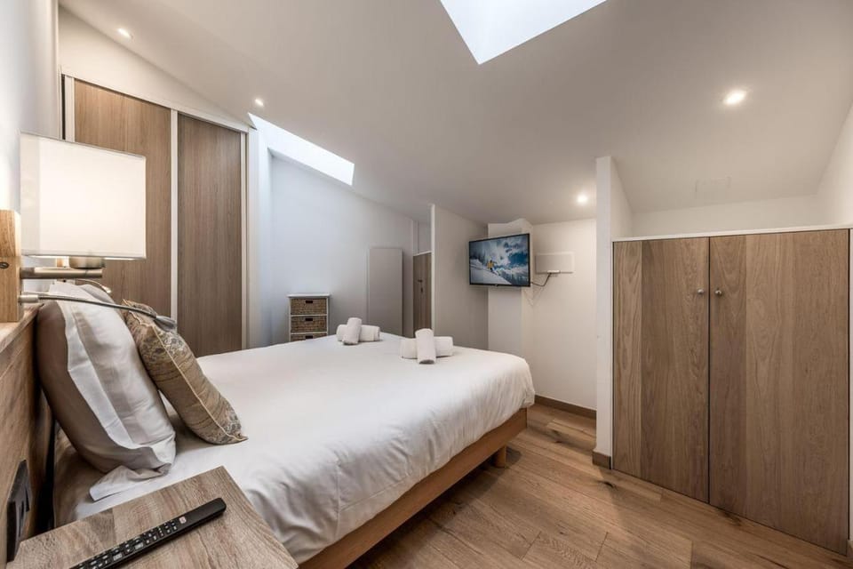 Cozy Penthouse with View & Parking Apartment in Saint-Bon-Tarentaise