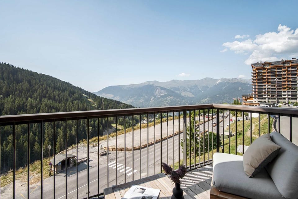 Luxury Penthouse Courchevel Sauna Views 4BR Nebula Apartment in Saint-Bon-Tarentaise