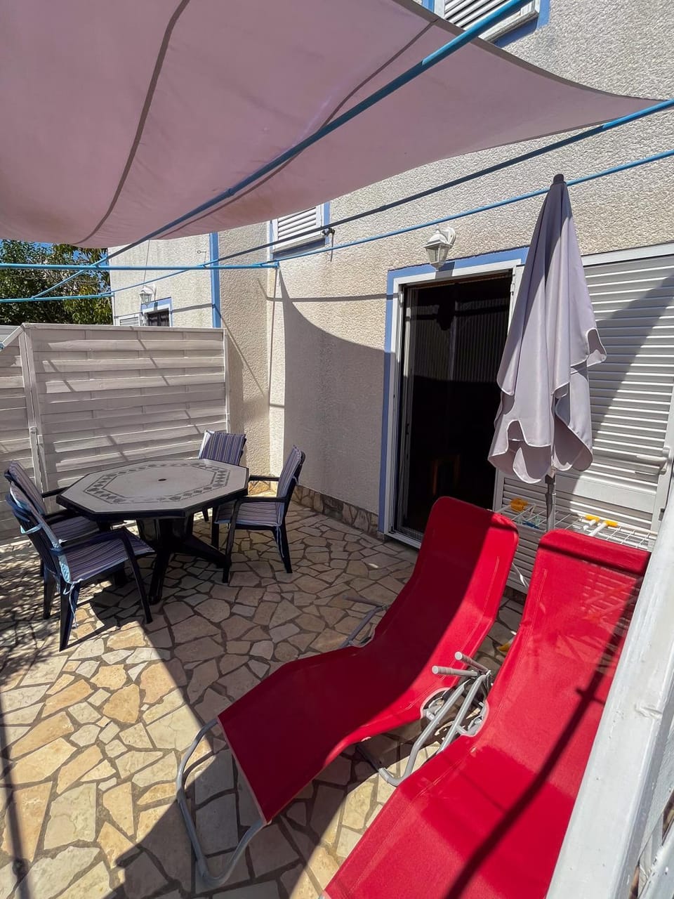 Balcony/Terrace, sunbed