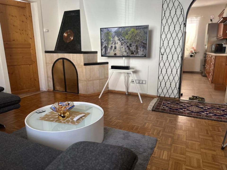 TV and multimedia, Living room