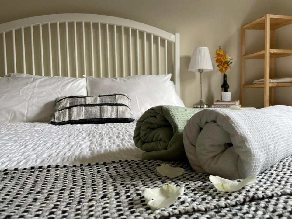 Perfect location in spacious apartment Apartment in Manly
