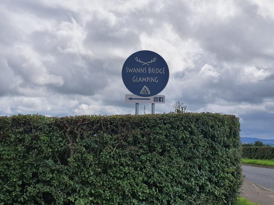 Property building, Property logo or sign