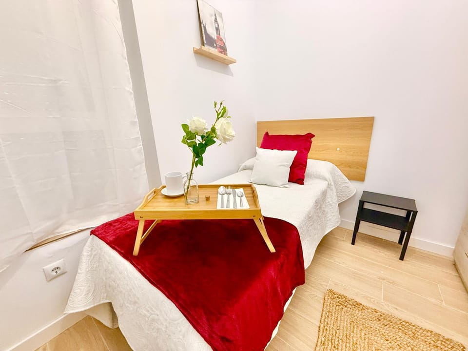 Palm 1 Centro - 5 Rooms Apartment in Huelva