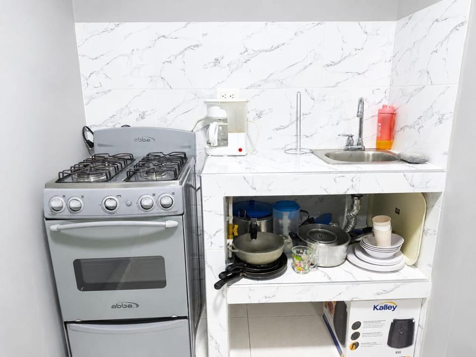 dishwasher, pet friendly