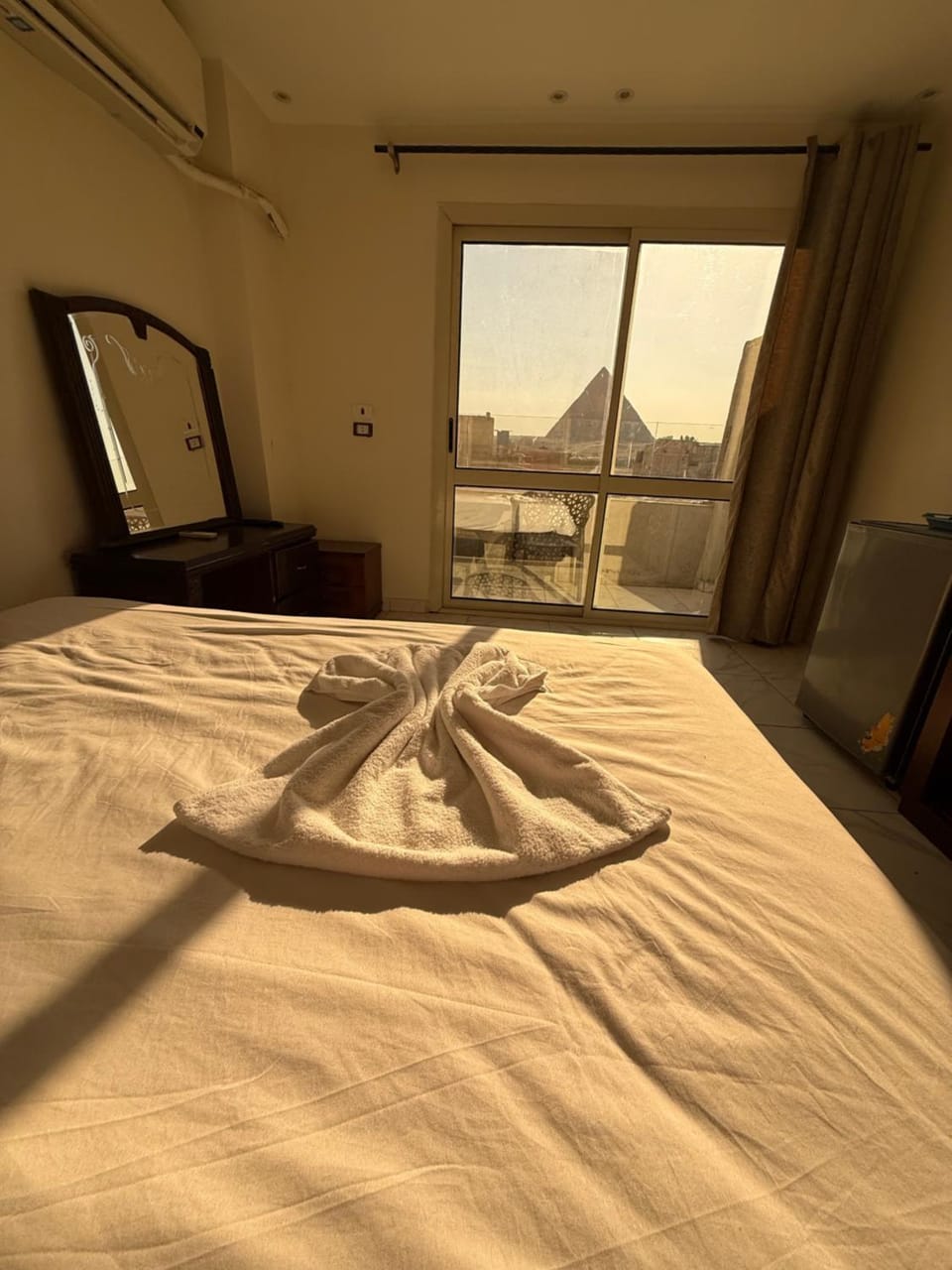 Middle east pyramids jacuzzi & spa Hotel in Egypt