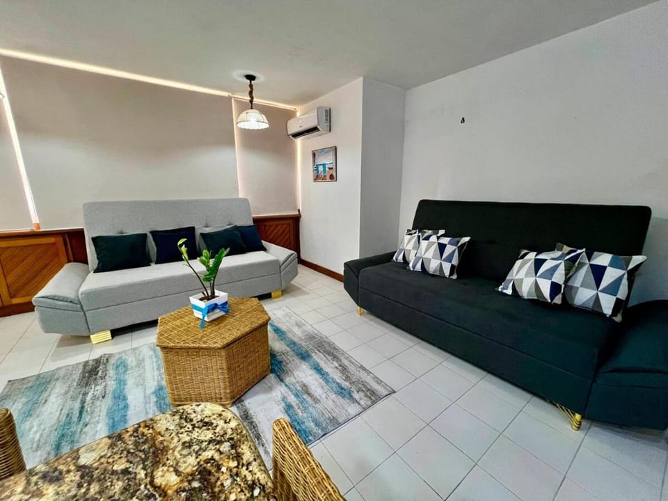 Relax in Tucacas Apartment in Venezuela