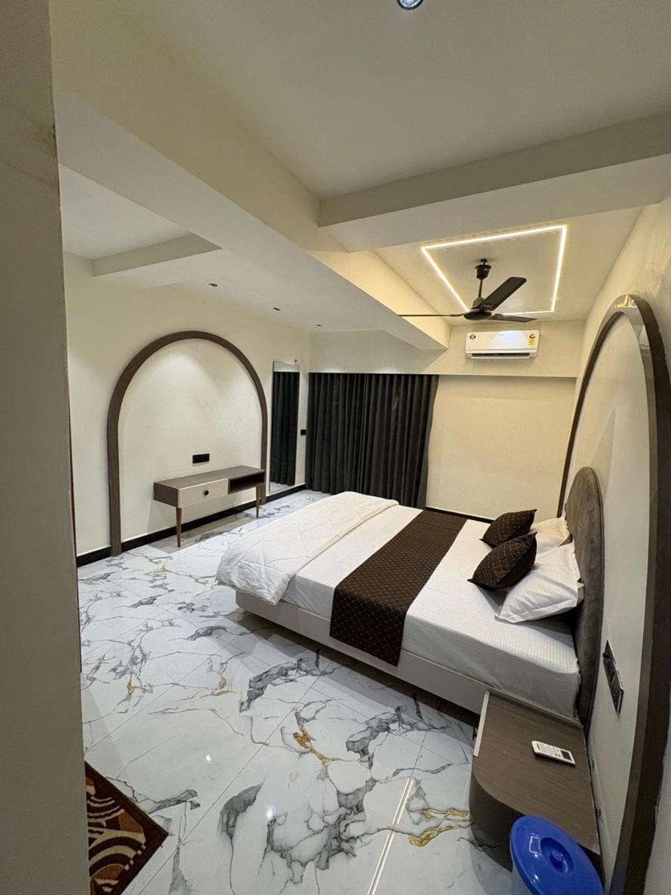 Hotel D Lite Inn Hotel in Gujarat