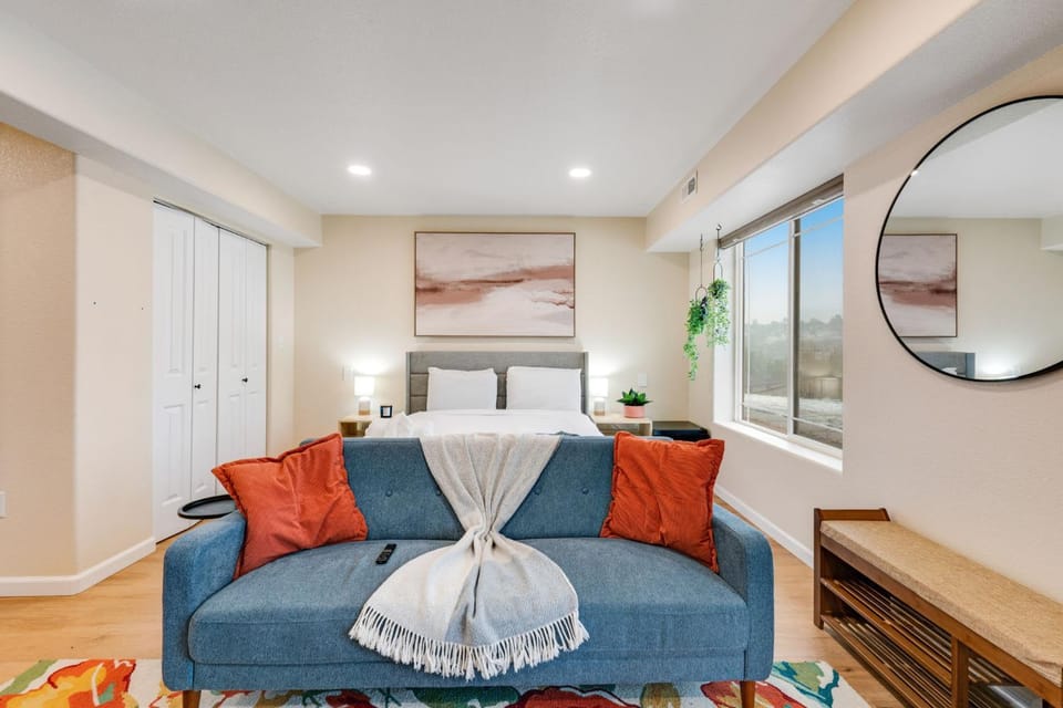 1BR Cozy Studio Patio Grill Near Garden of Gods House in Old Colorado City