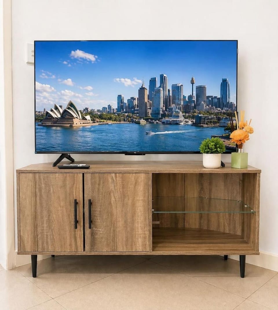 TV and multimedia, Evening entertainment