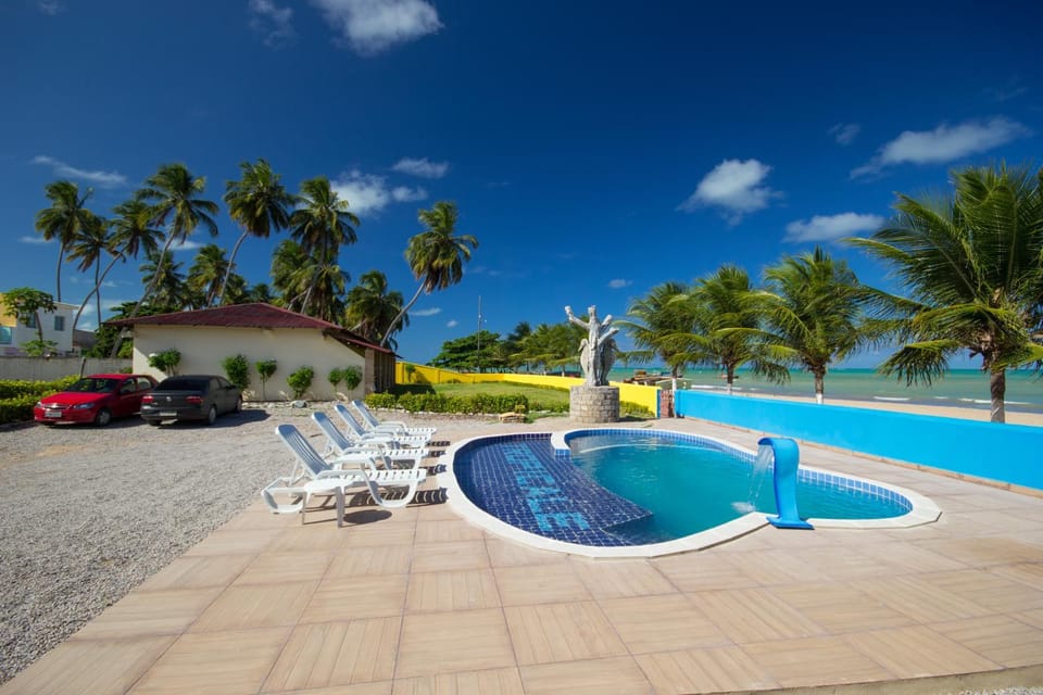 Swimming pool, Swimming pool