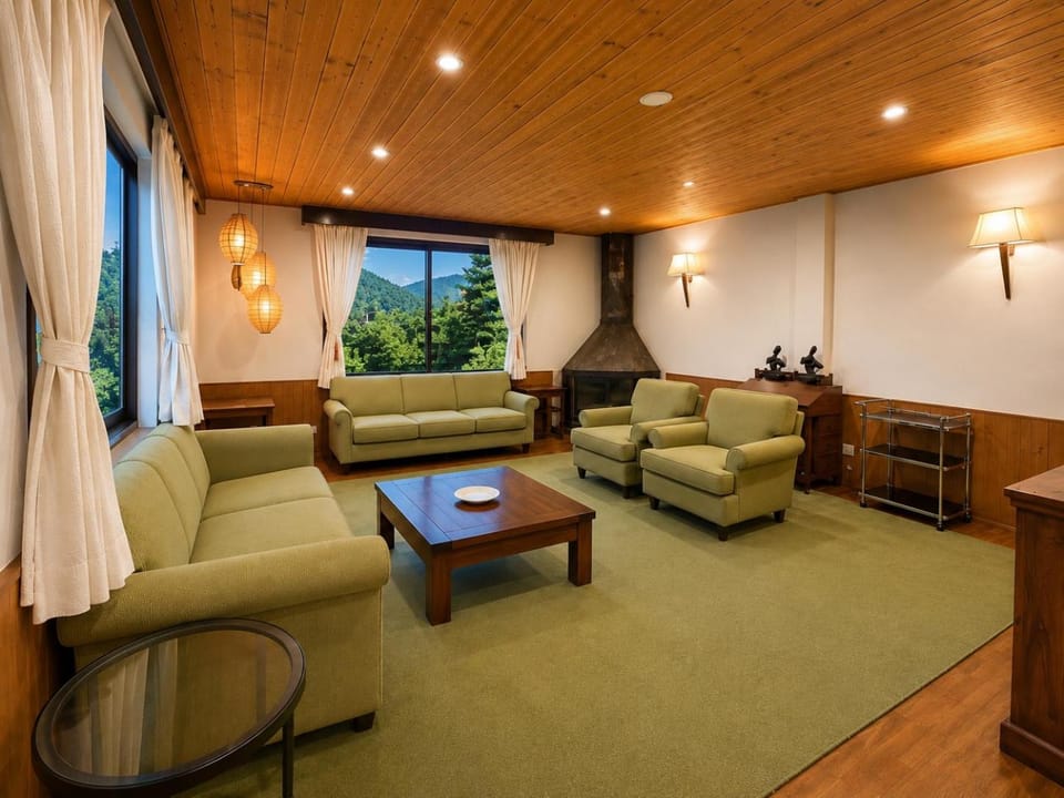 Living room, Seating area
