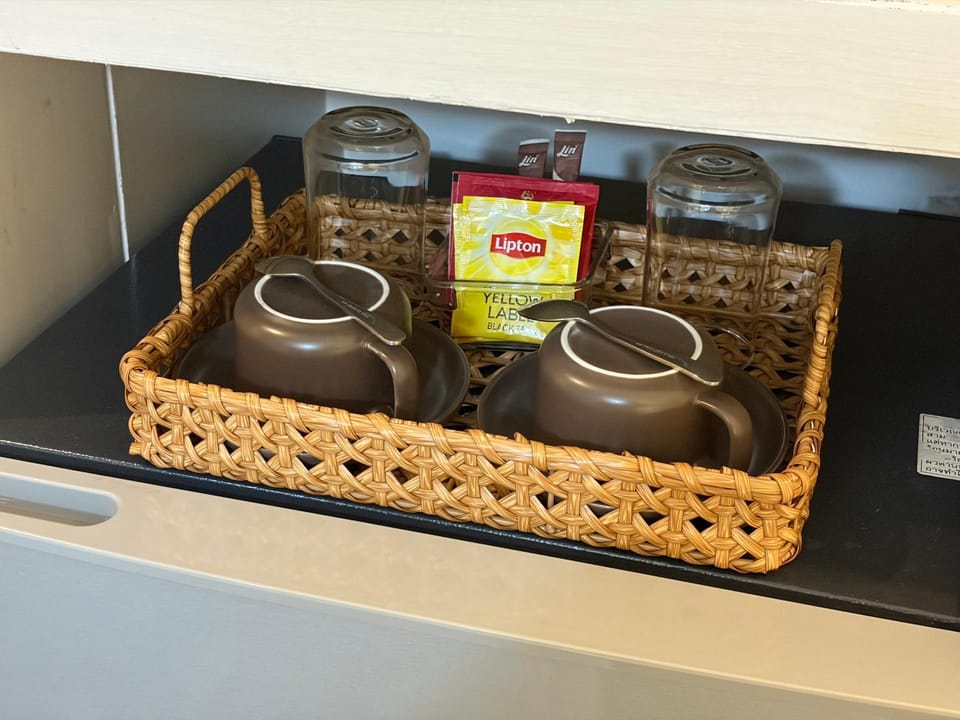 Coffee/tea facilities