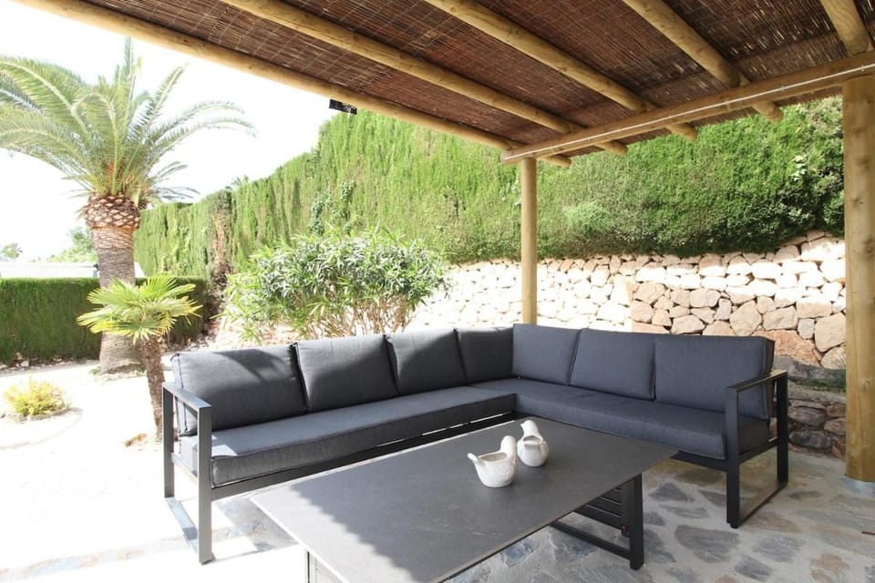 Villa with pool and barbecue in Calpe House in Calp