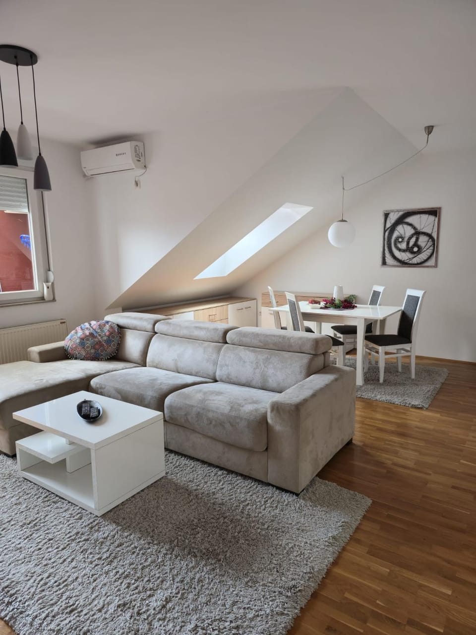 Modern Cozy Apartment near City Center Apartment in Novi Sad