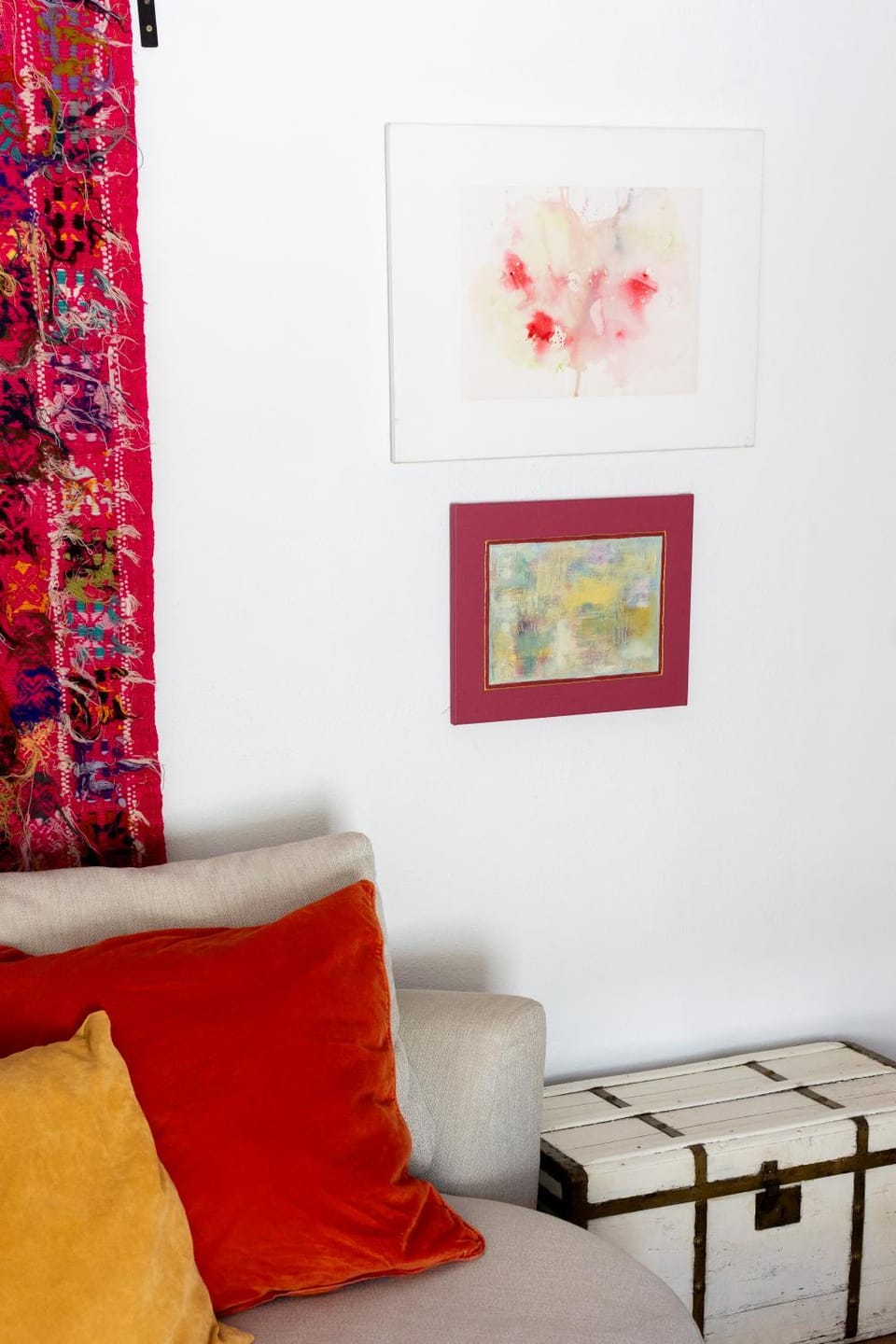 Communal lounge/ TV room