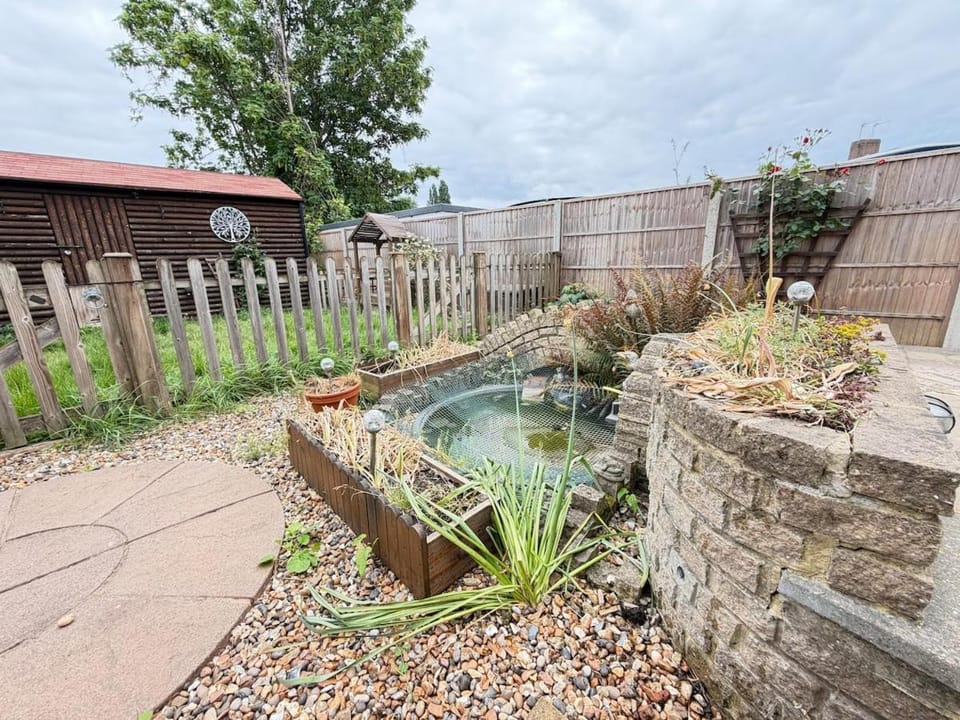 Lovely Home in Bexley with Parking Apartment in Sidcup