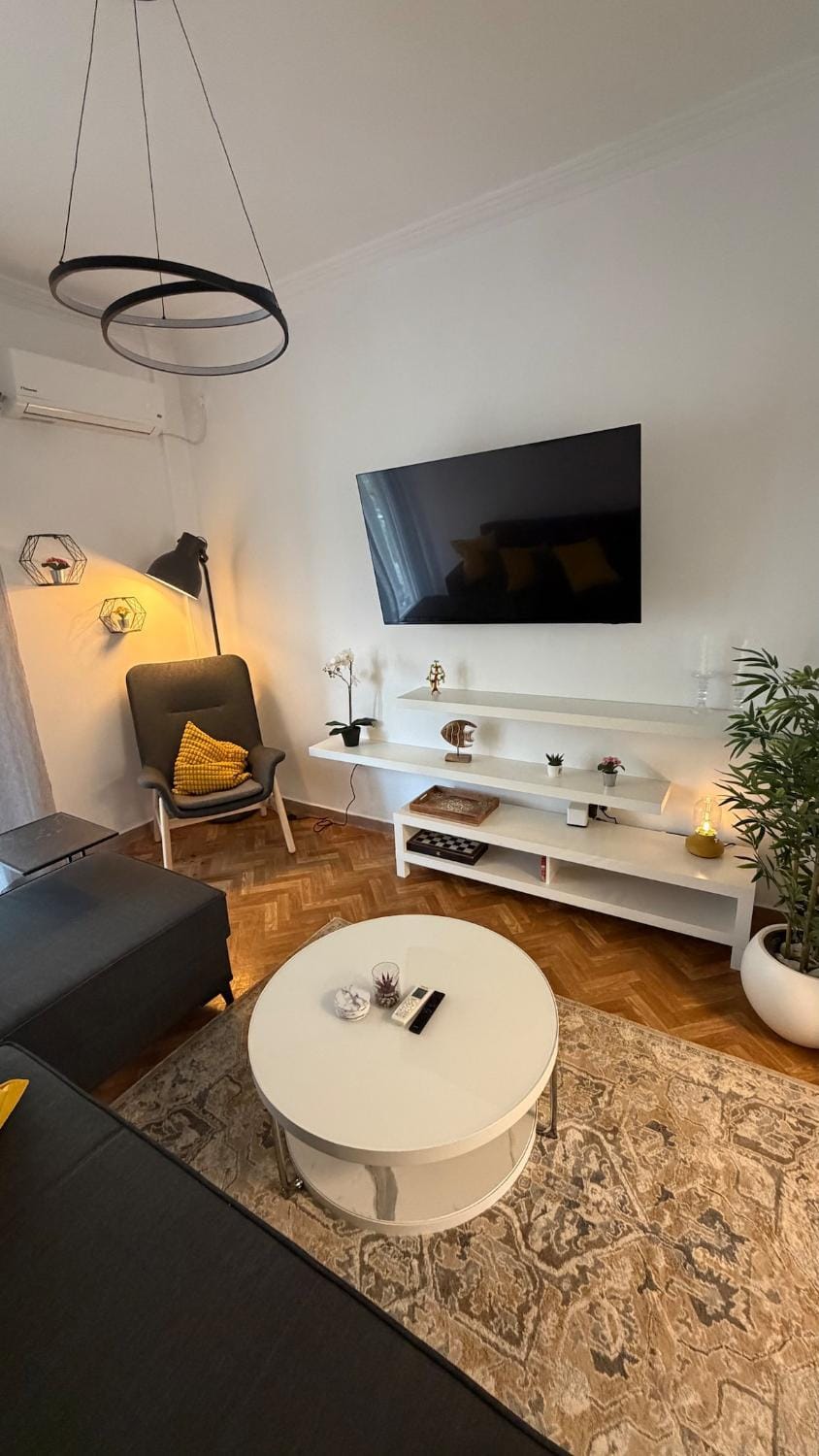 Lemon House Apartment in South Athens