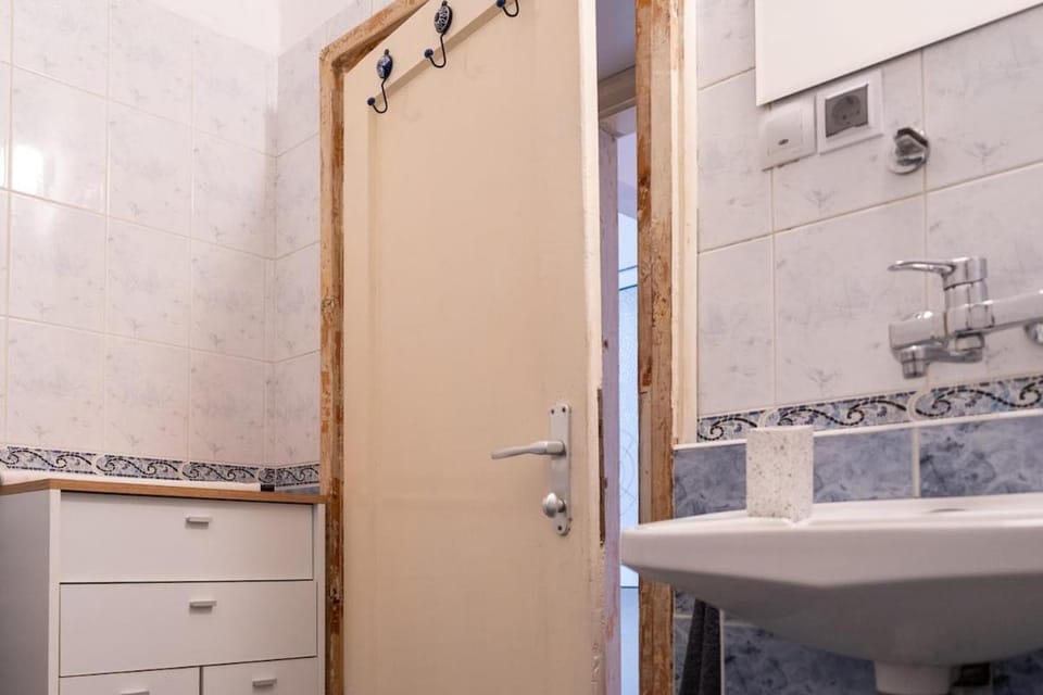 Teo's Top Central Apartment History and Art Quarter Apartment in Sofia