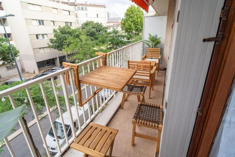 Appartement lumineux Apartment in Marseille