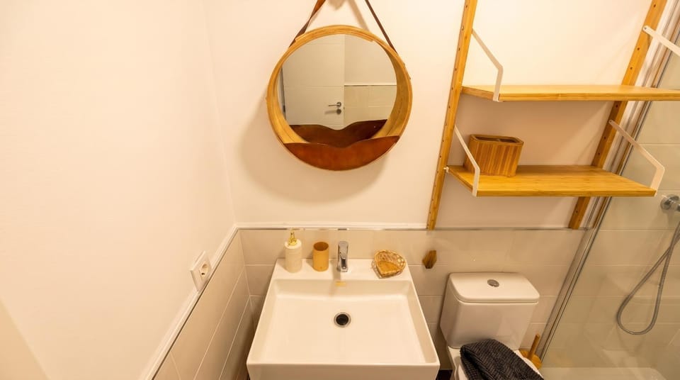 Toilet, Bathroom