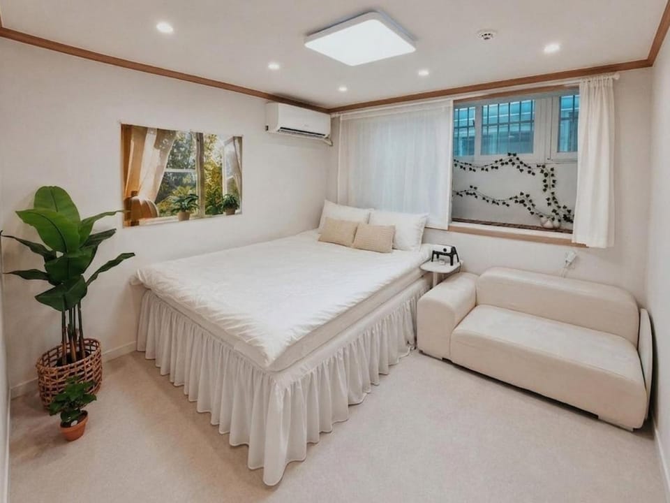 Base Garden Apartment in Gyeonggi-do