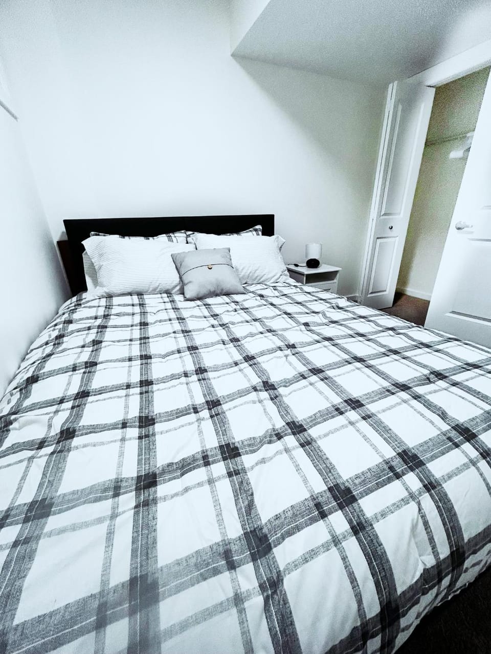Bed, Bedroom, wardrobe