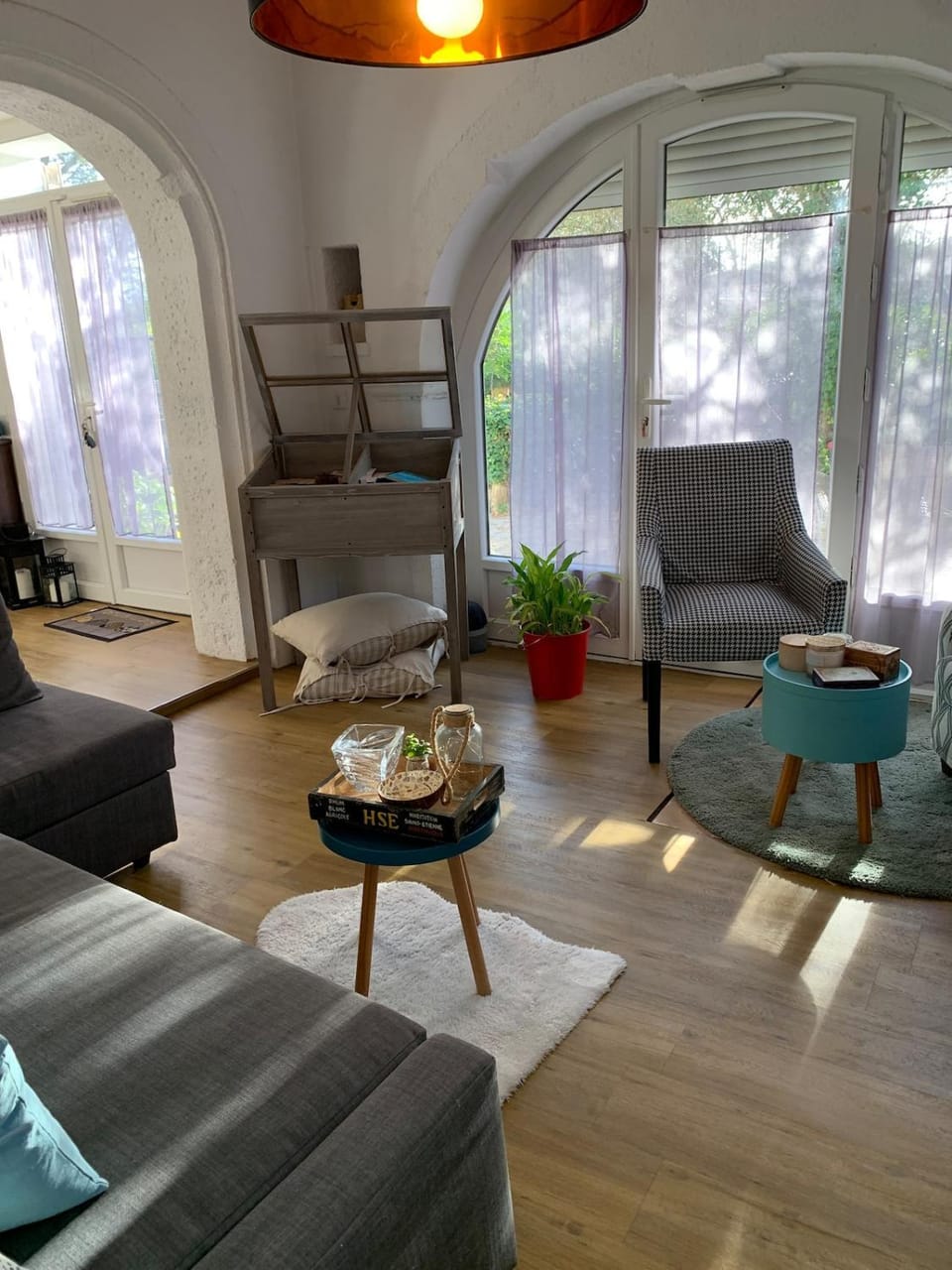 Living room, Garden view