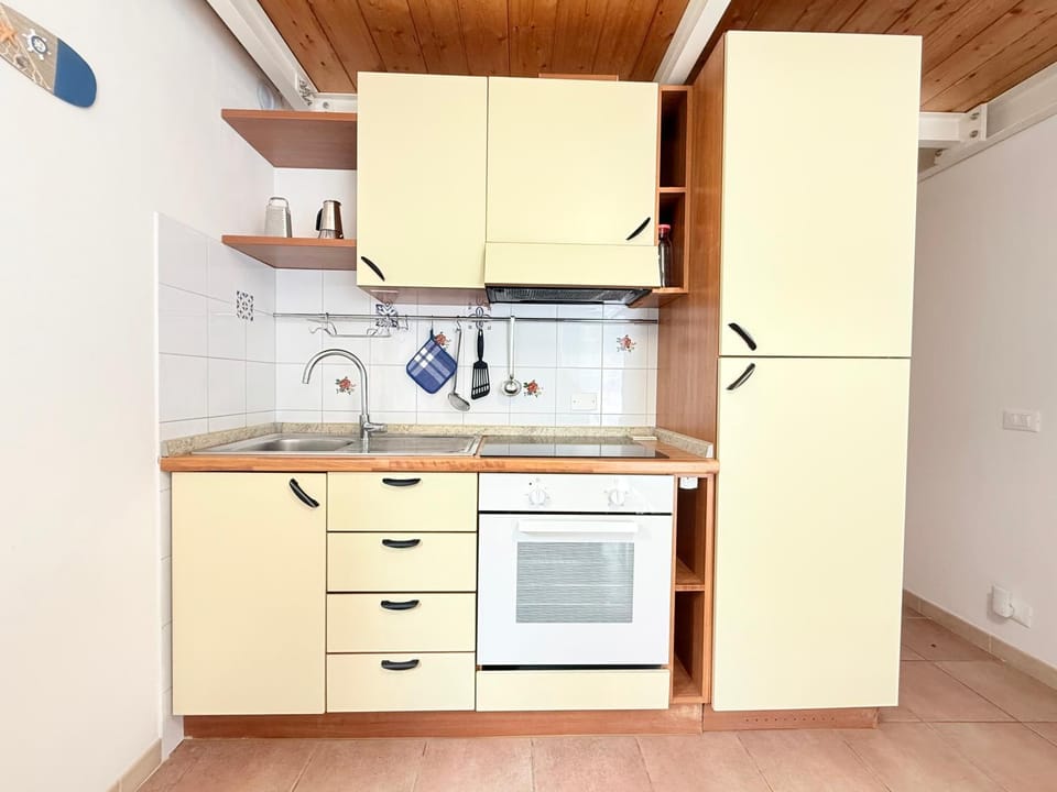 N318 - Numana, comodo bilocale con posto auto riservato Apartment in Marche