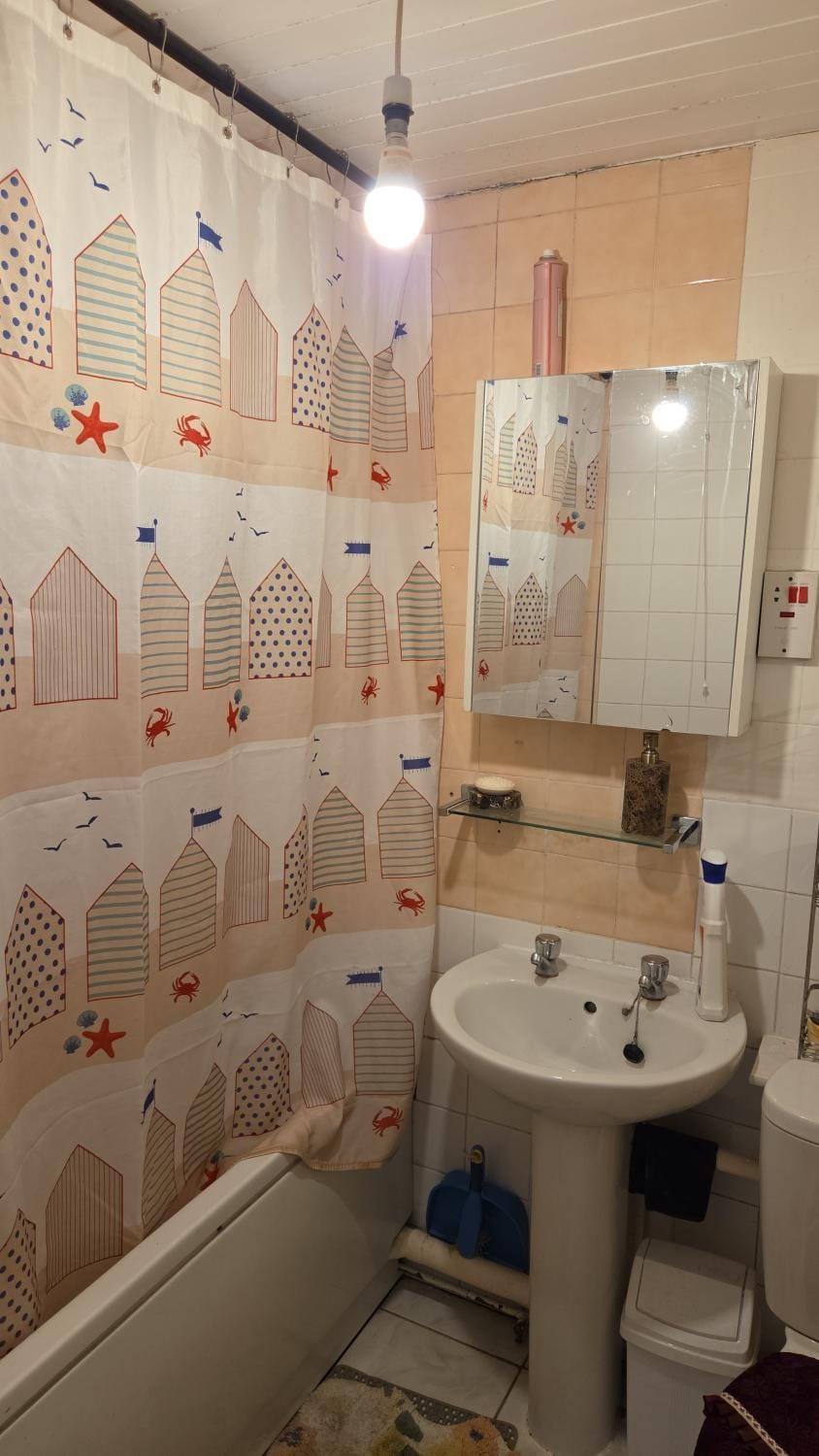 KINGS ROOMs Apartment in Luton