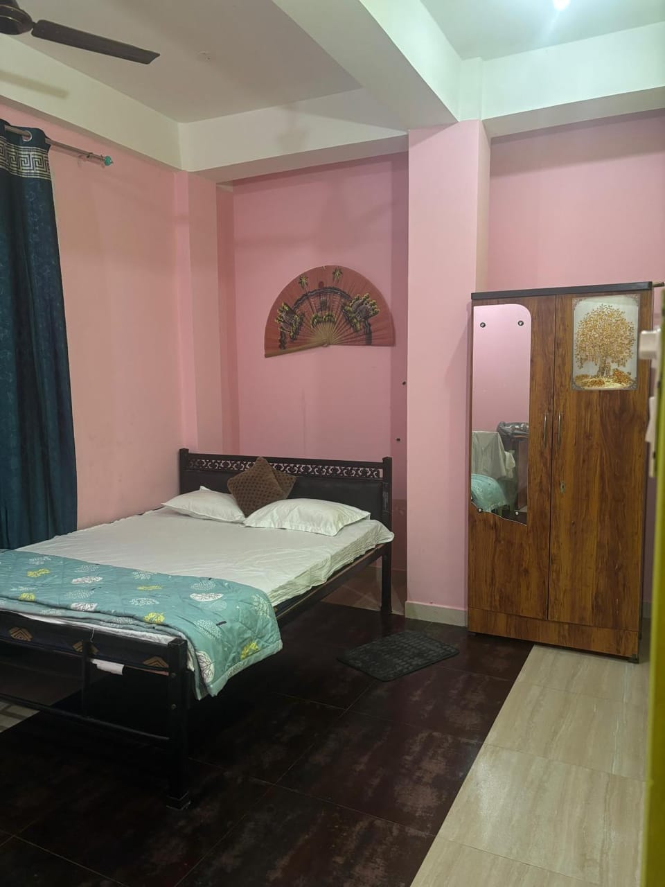 Pink Villa in Apartment in India