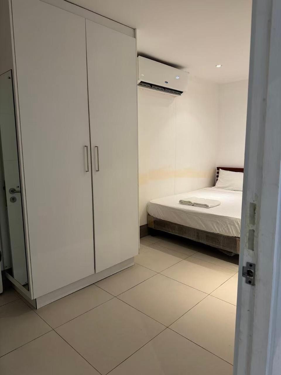 island payless private room Bed and Breakfast in Nadi