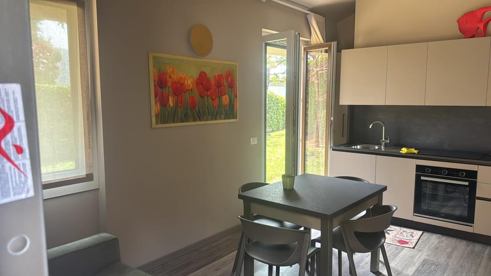 Primo apartment Sarnico view Lake Iseo & pool Apartment in Province of Brescia