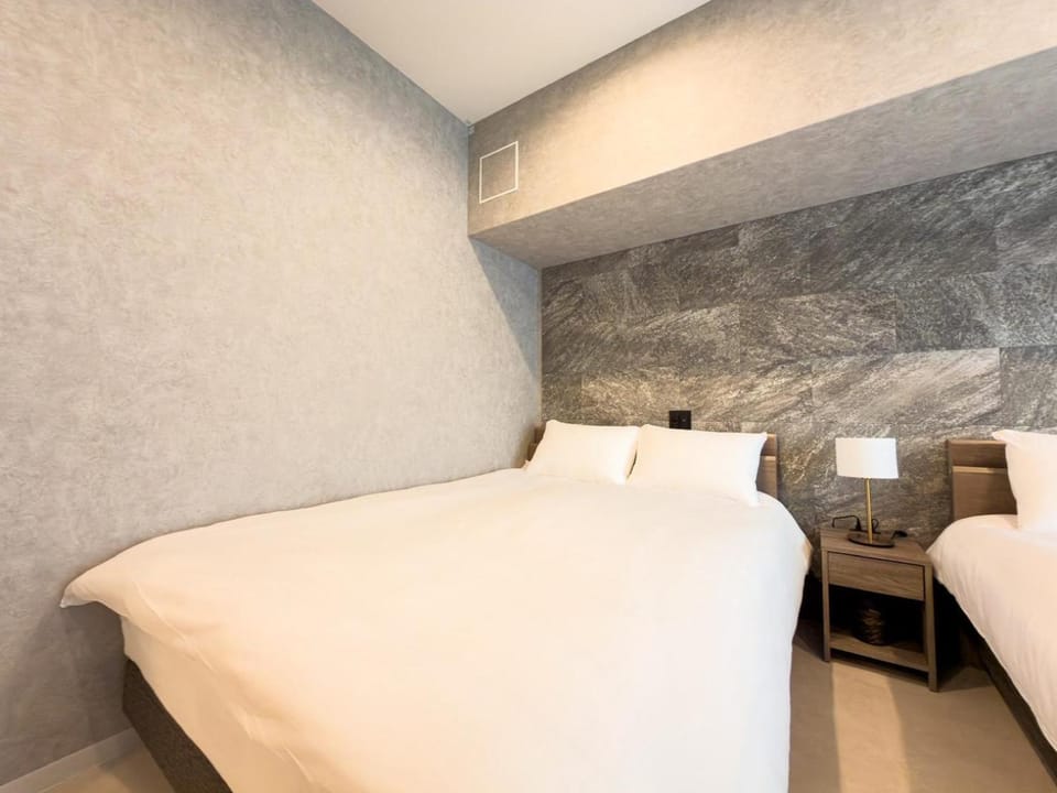 Retreat N Apartment in Osaka