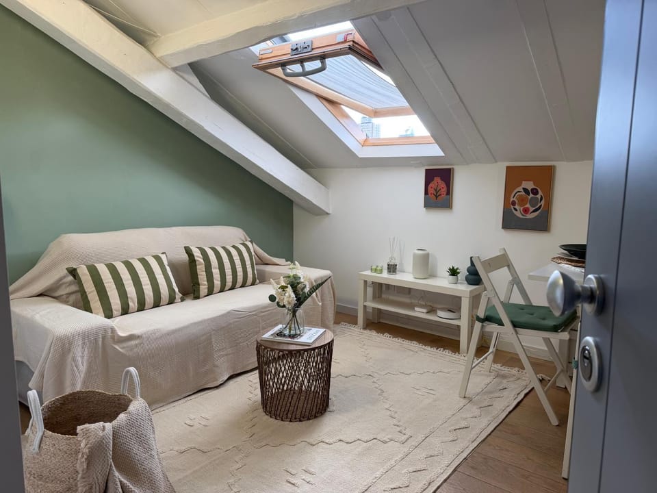 La Casa a metà - Skyline Attic View Apartment in Milan