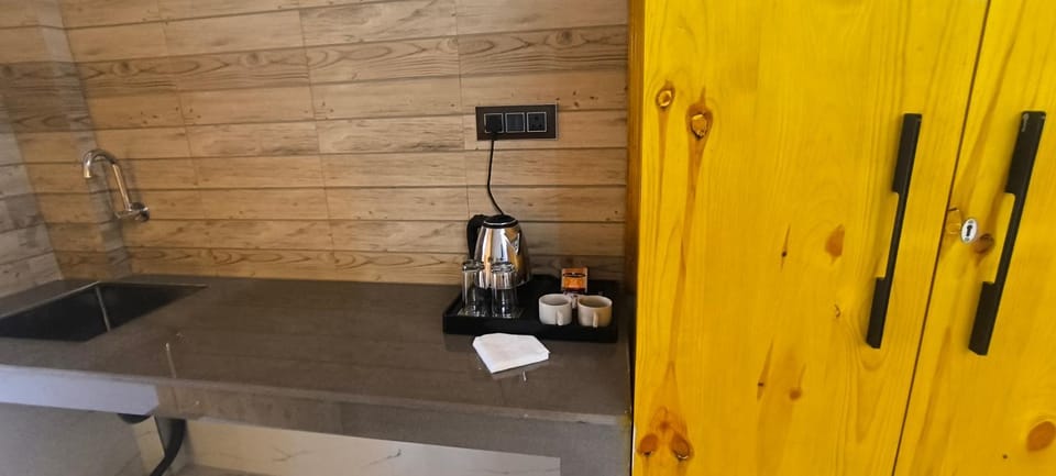Touch wood guest house Bed and Breakfast in Himachal Pradesh