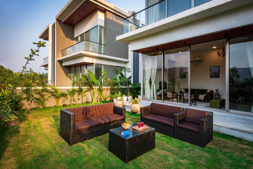 Patio, Garden, Seating area