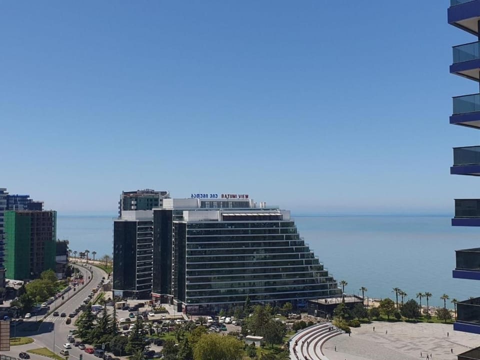 Дизайнерские апартаменты White Sails New boulevard Apartment in Batumi