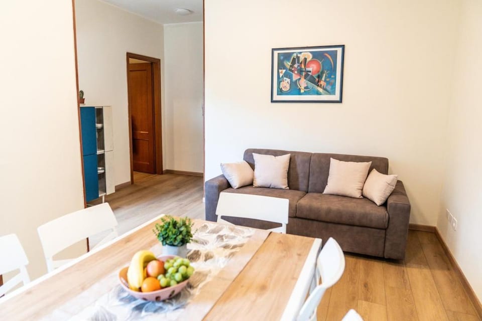 Casa Mara - Central Carbonia, AC, private balcony & full kitchen Apartment in Carbonia
