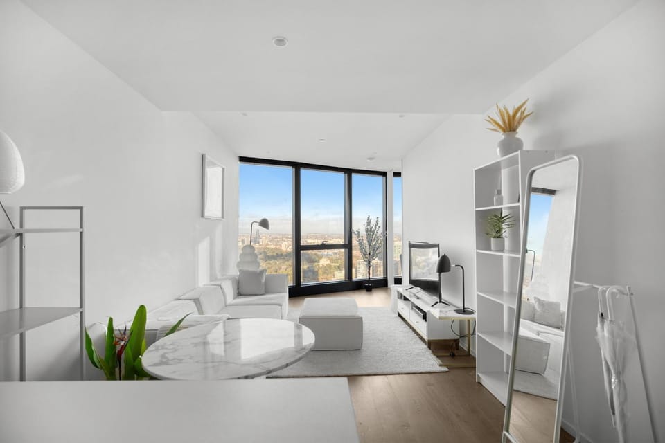 2BR Above the City |Bay View|Australia108|Car park Apartment in Southbank
