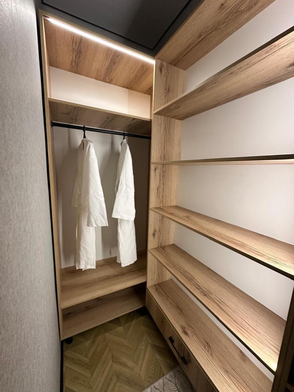 Современная квартира в ЖК Абай-2 Apartment in Kazakhstan