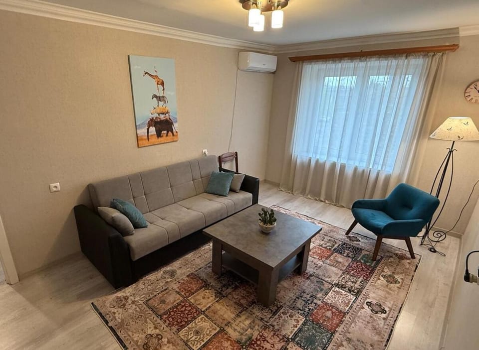 Cozy, stylish apartment near TUMO and the park Apartment in Yerevan