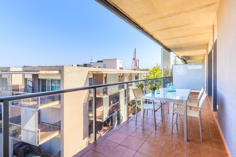 UHC Paradise Village Family Complex Superior Apartment in Salou