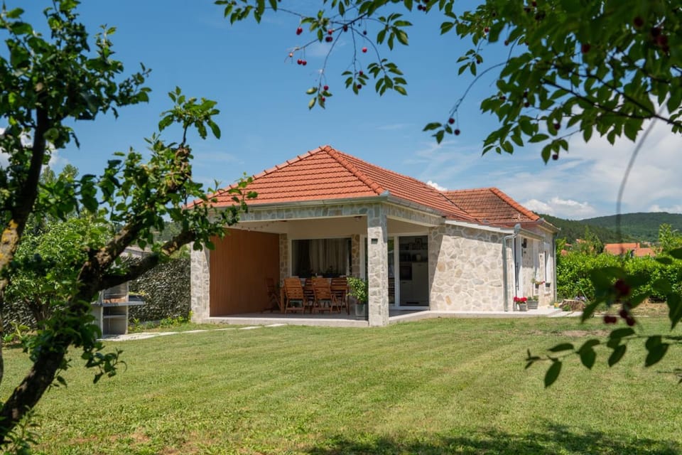 Natural landscape, Garden