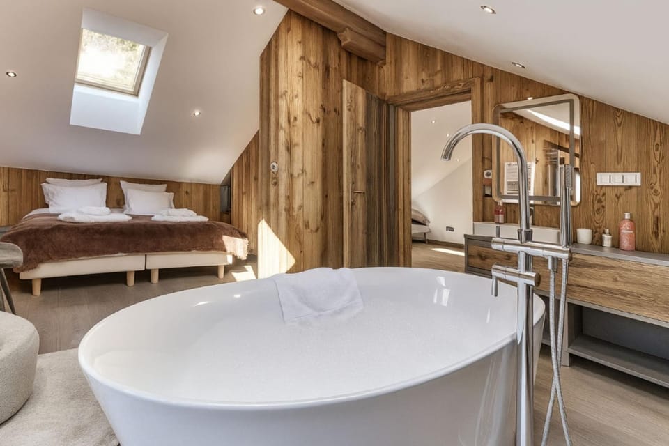 A stunning duplex flat near the Grands Montets Apartment in Chamonix