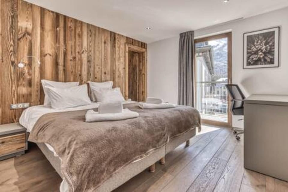 A stunning duplex flat near the Grands Montets Apartment in Chamonix