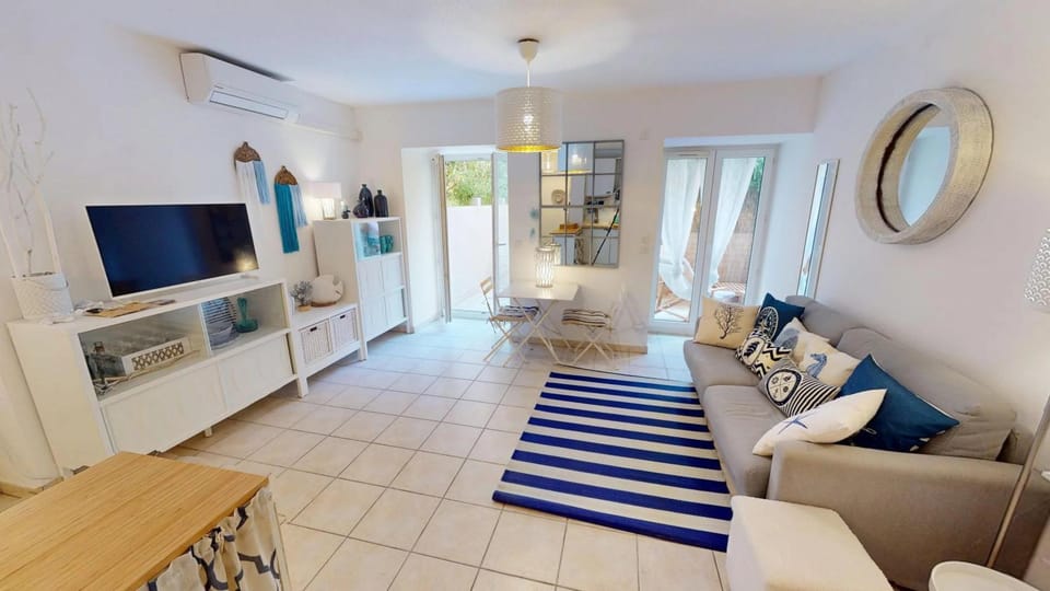 103JDM - Agréable 2P calme avec terrasse et parking Apartment in Menton